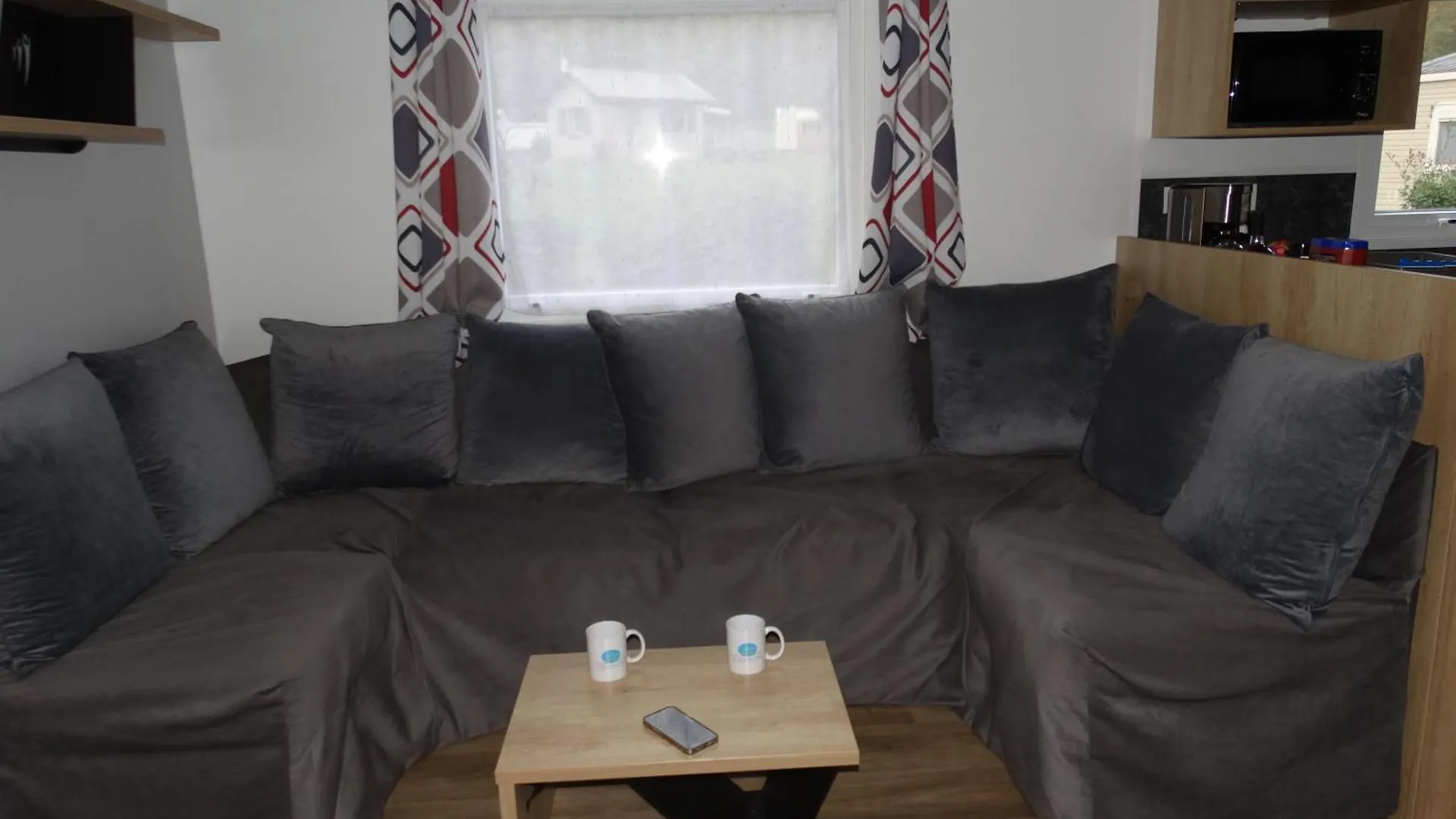 Camping A l'Ombre des Tilleuls Peyrouse 4*,  France