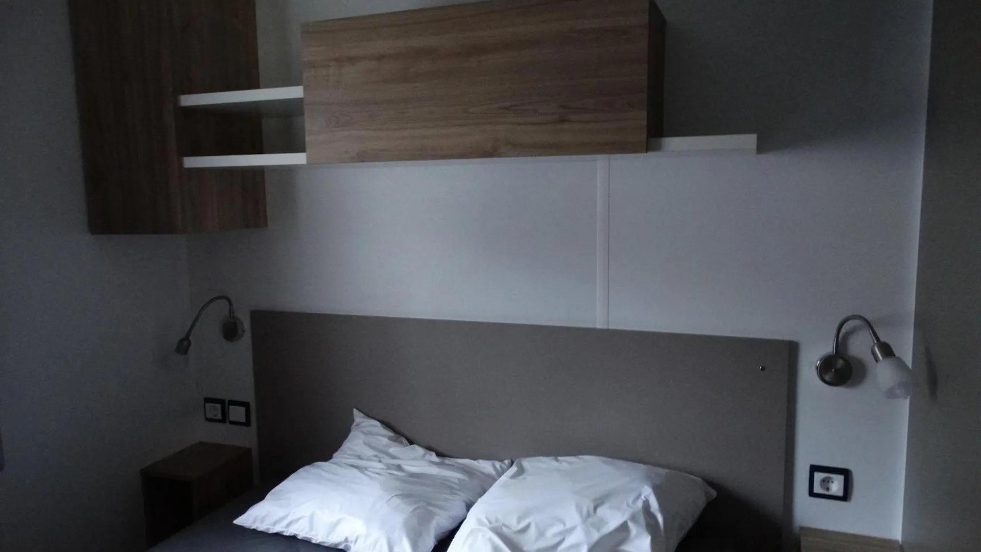 Camping A l'Ombre des Tilleuls Peyrouse
