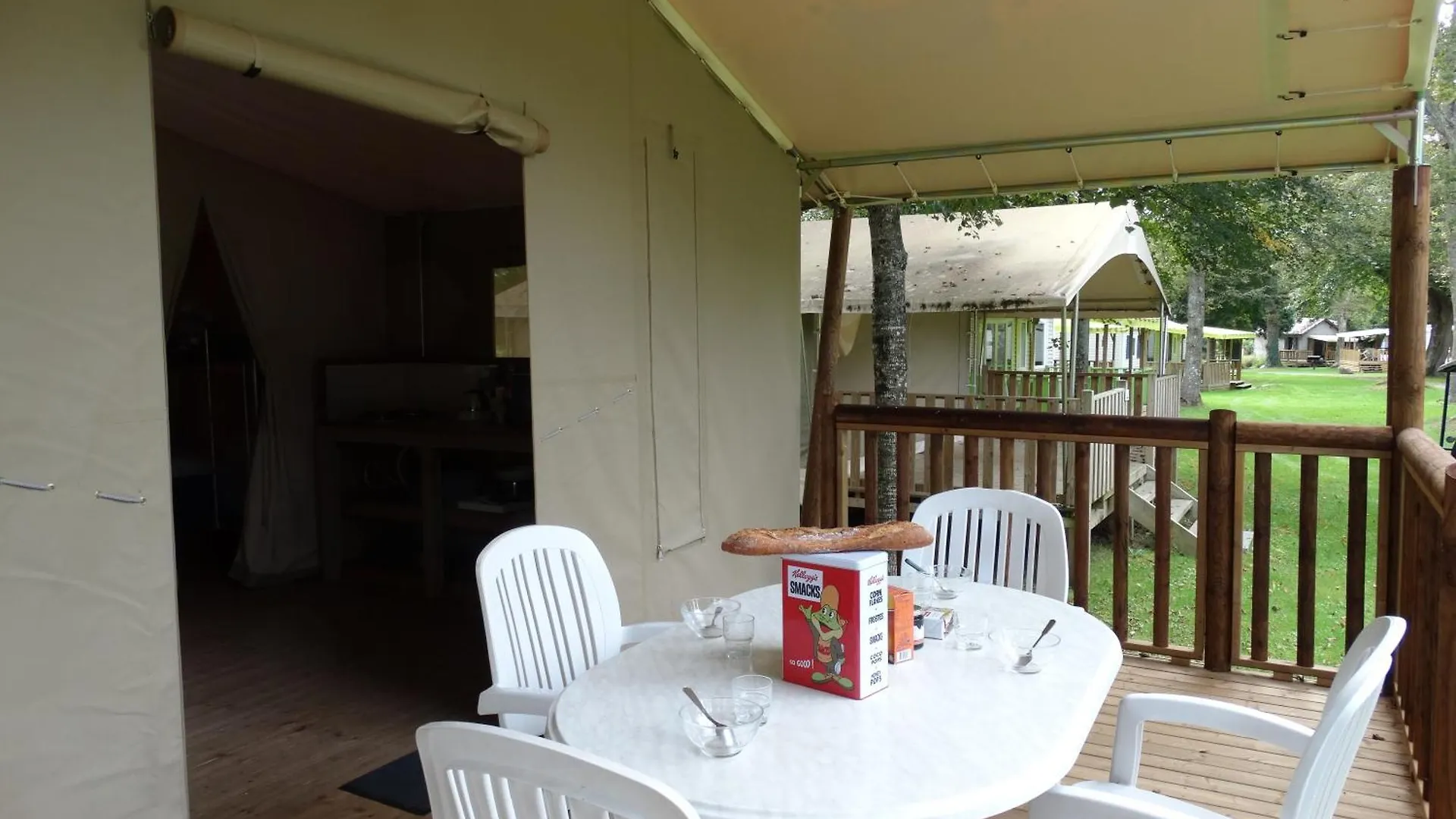 Camping A l'Ombre des Tilleuls Peyrouse
