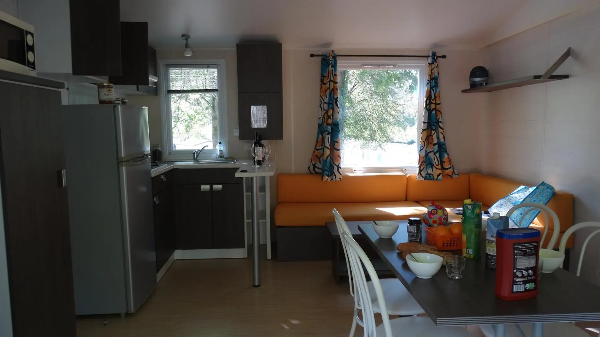 ****  Camping A l'Ombre des Tilleuls Peyrouse France